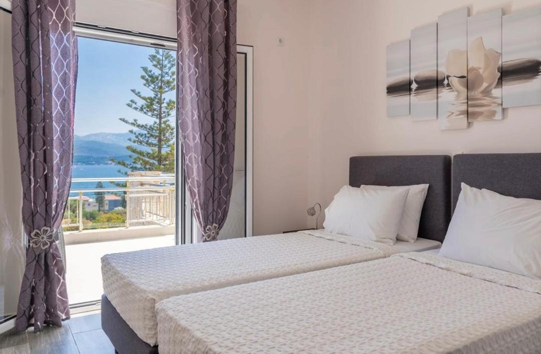 Diwani Luxury Villas Lixouri Exterior foto